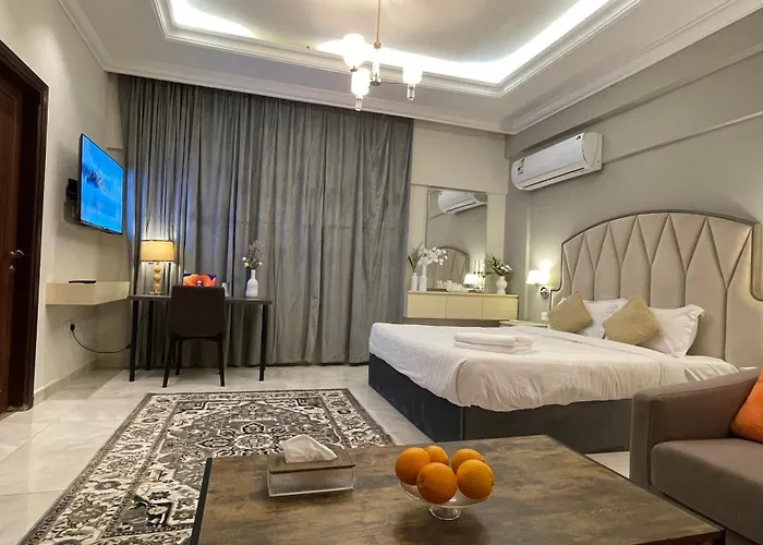 L1 Ivory Elegance Studio With Kitchen
