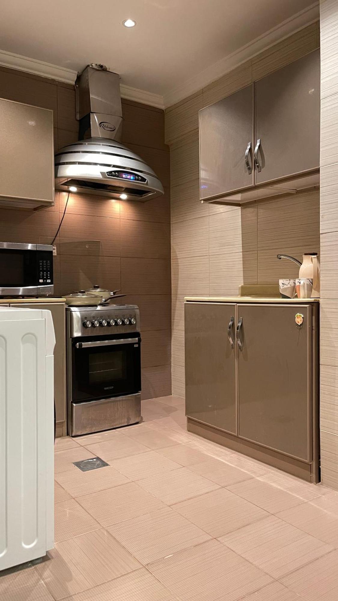 Apartment L1 Ivory Elegance With Kitchen Riyadh