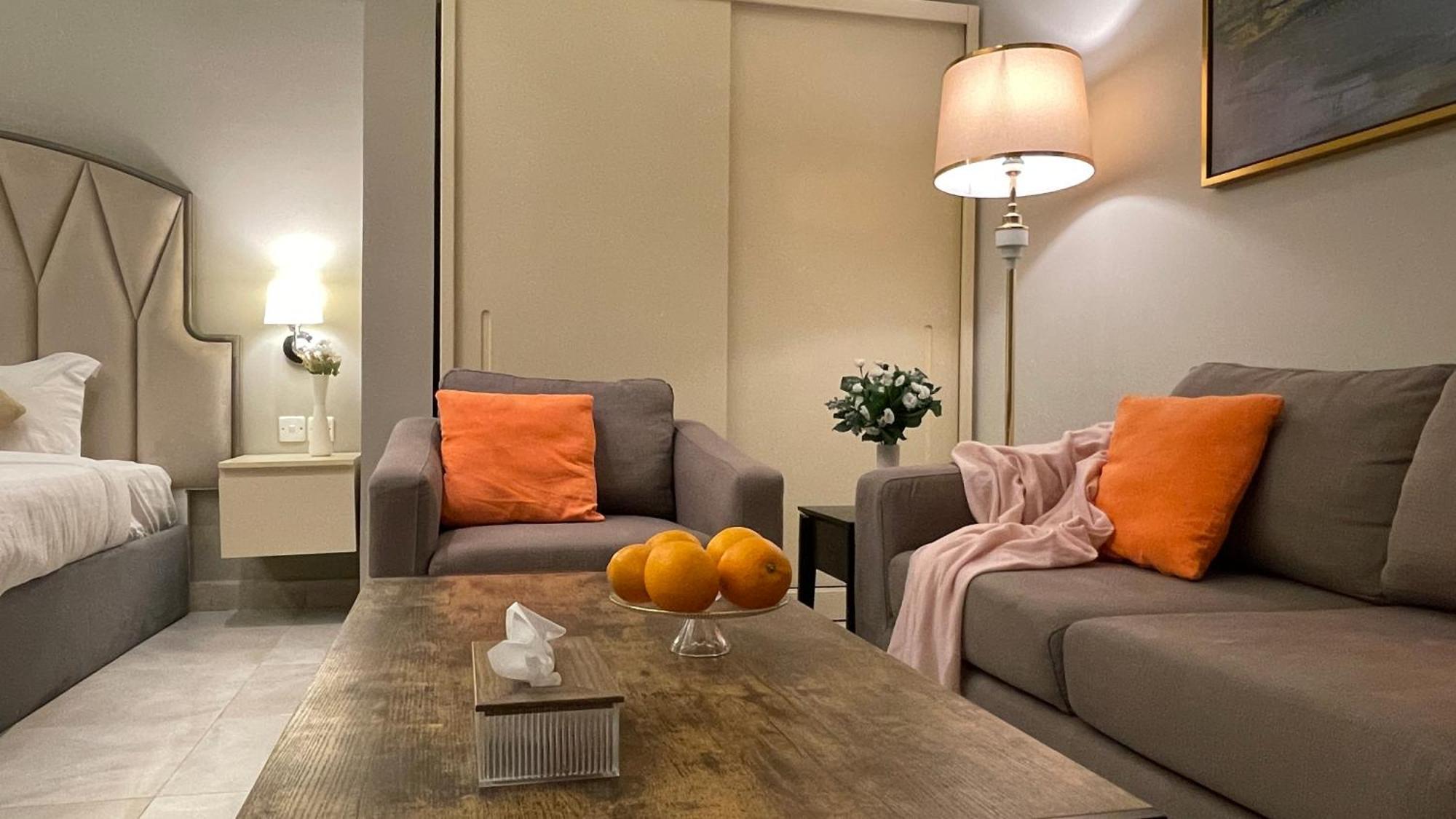 Apartment L1 Ivory Elegance With Kitchen *